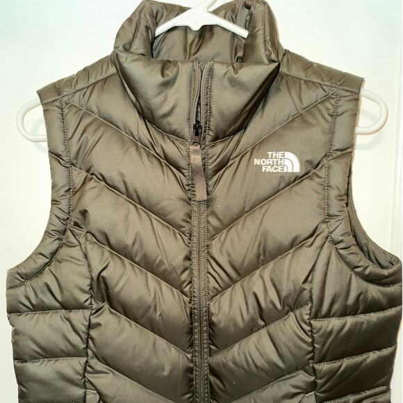 The North Face womens puffer down vest green size S - Picture 3 of 10